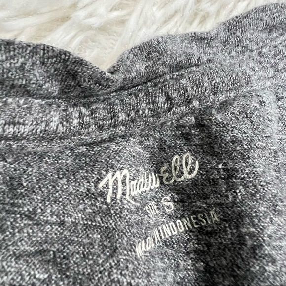 Madewell Gray V-Neck Whisper Cotton Pocket Front Tank Top small - Picture 7 of 10